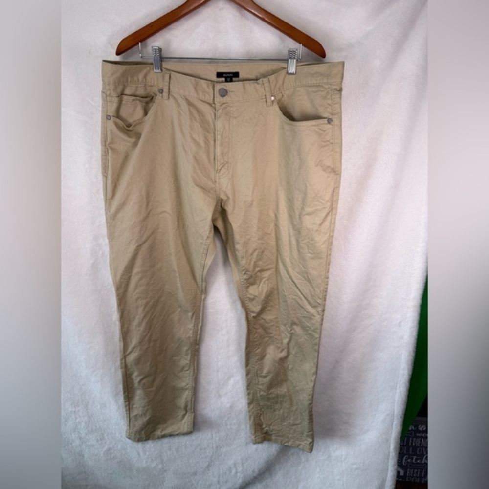Alfani mens Khaki Pants Size 40